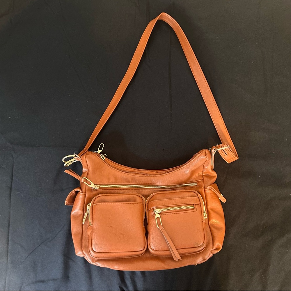 Stylish Tan Leather Shoulder Bag